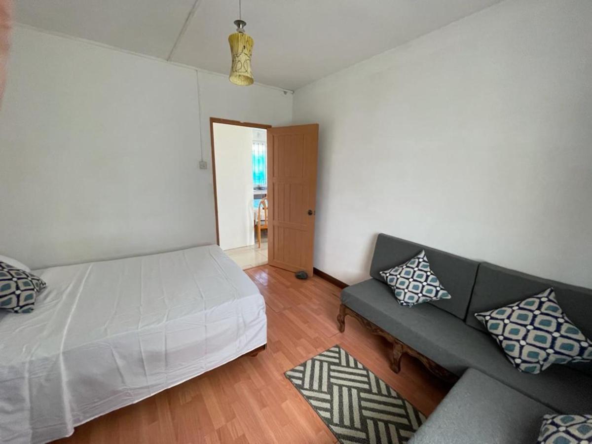Pereyber 2 Room Appartment Pereybere Beach Exterior photo